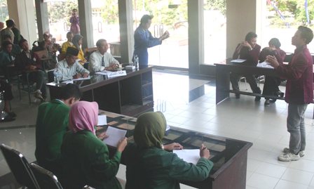 Suasana Lomba